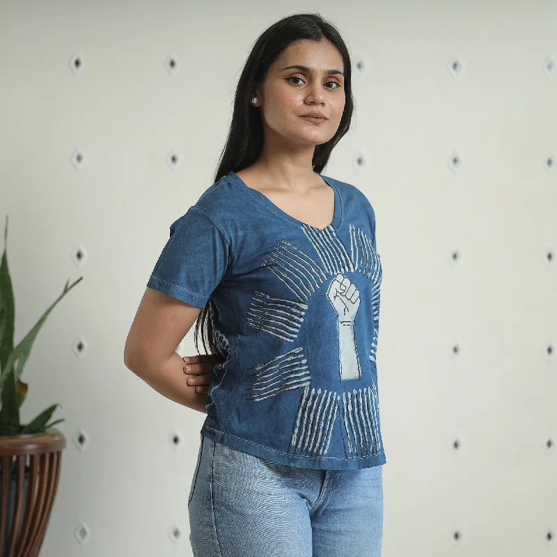 2024-072-1-41-bindaas-block-art-printed-cotton-women-v-neck-t-shirt-09