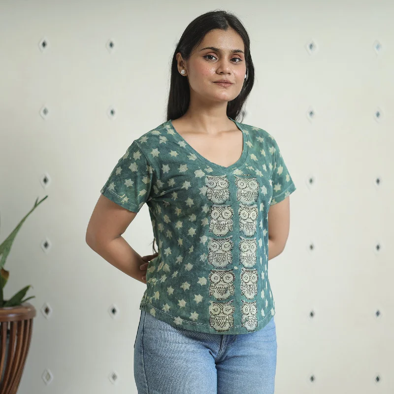 2024-072-1-76-bindaas-block-art-printed-cotton-women-v-neck-t-shirt-16