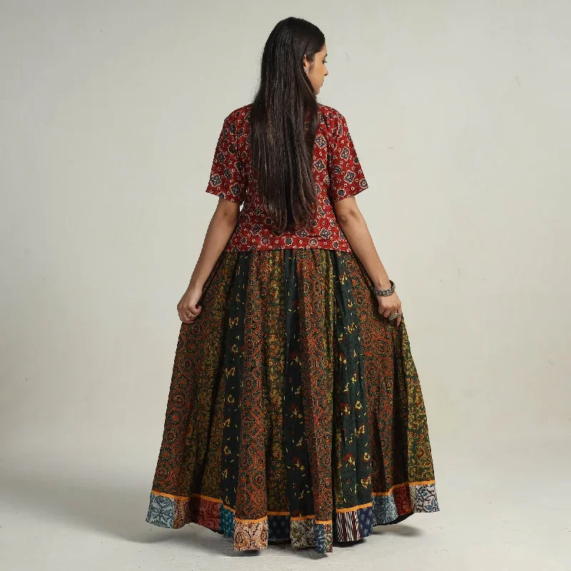 2024-406-1-41-kutch-block-printed-24-kali-cotton-long-skirt-41