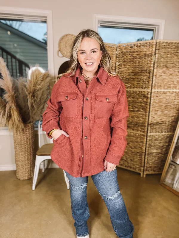 Hollywood Hike Button Up Fleece Jacket with Pockets in Clay Red