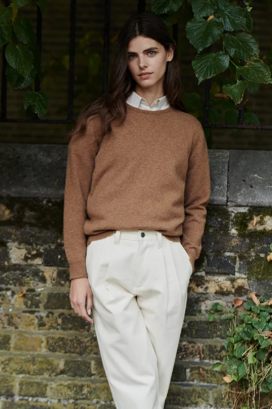 Women's Lambswool Crew Neck - Dark Camel