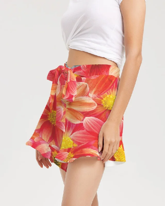 Beautiful blood orange flower design Women's All-Over Print Ruffle Shorts