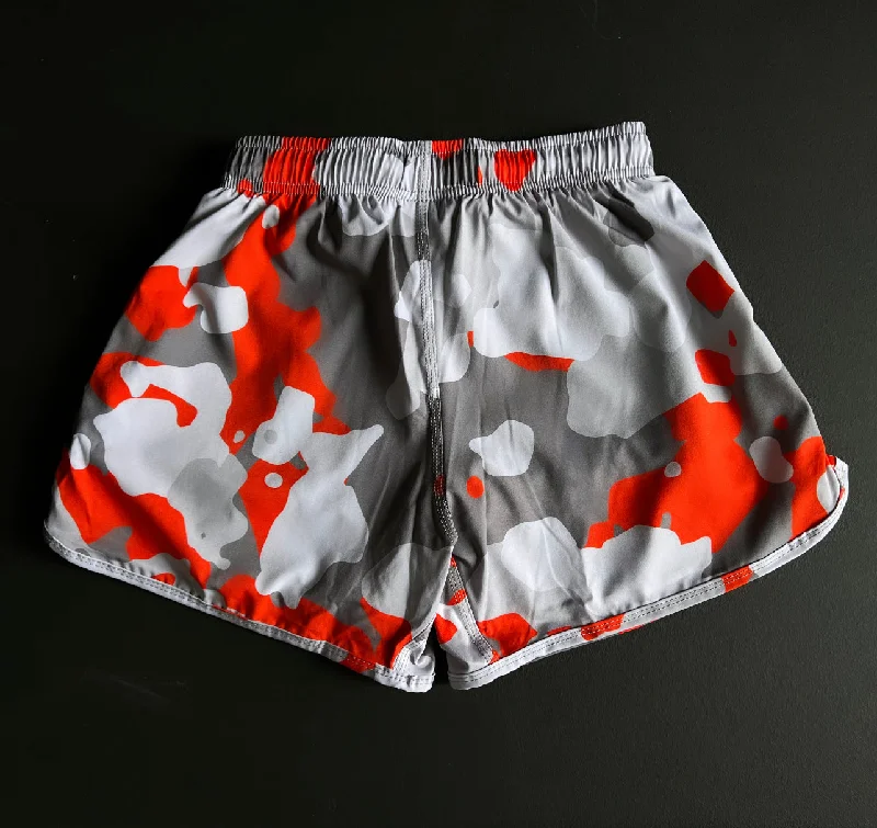 WOMEN'S PERFORMANCE SHORTS HYPER ORANGE WHITE CAMO