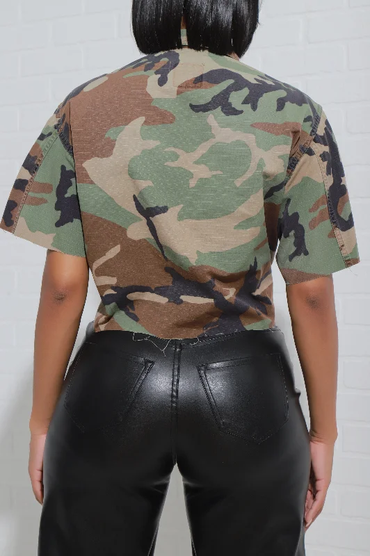 active-duty-camouflage-short-sleeve-cropped-jacket-olive