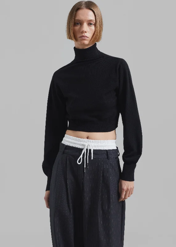 bella-cropped-turtleneck-black