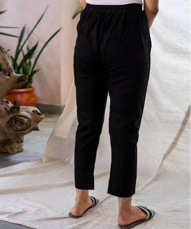 black-handcrafted-ankle-pant