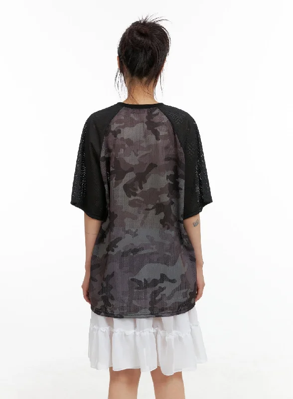 camo-oversized-sporty-graphic-top-cl415