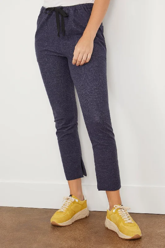 dianna-trousers-in-navy