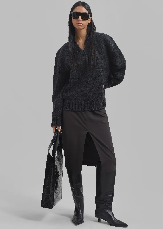 edina-two-tone-wool-sweater-charcoal