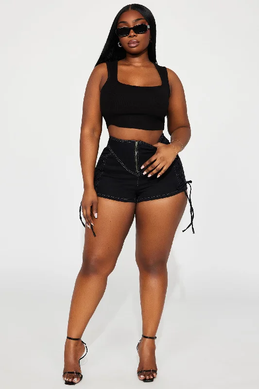 everything-i-want-lace-up-short-black