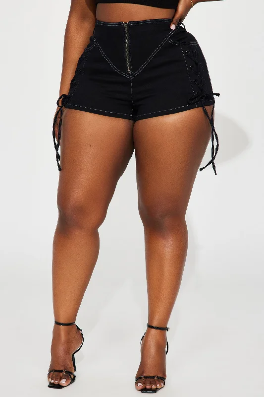 everything-i-want-lace-up-short-black