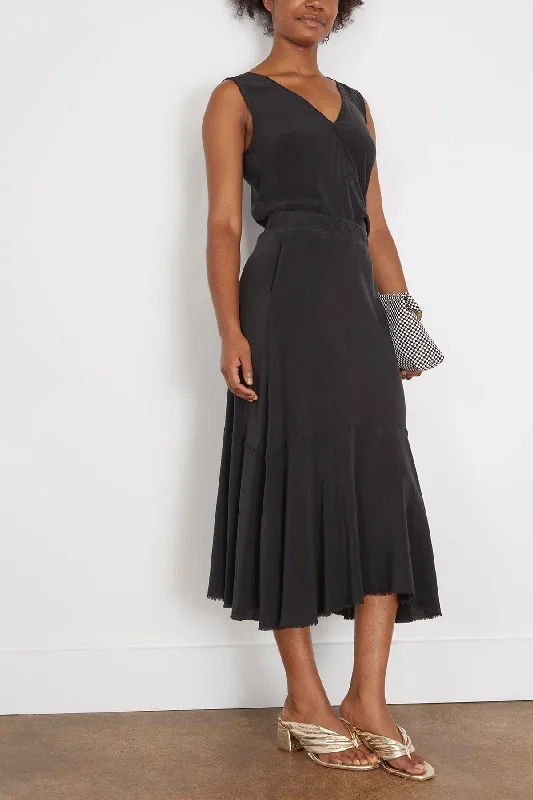 frida-midi-skirt-in-black