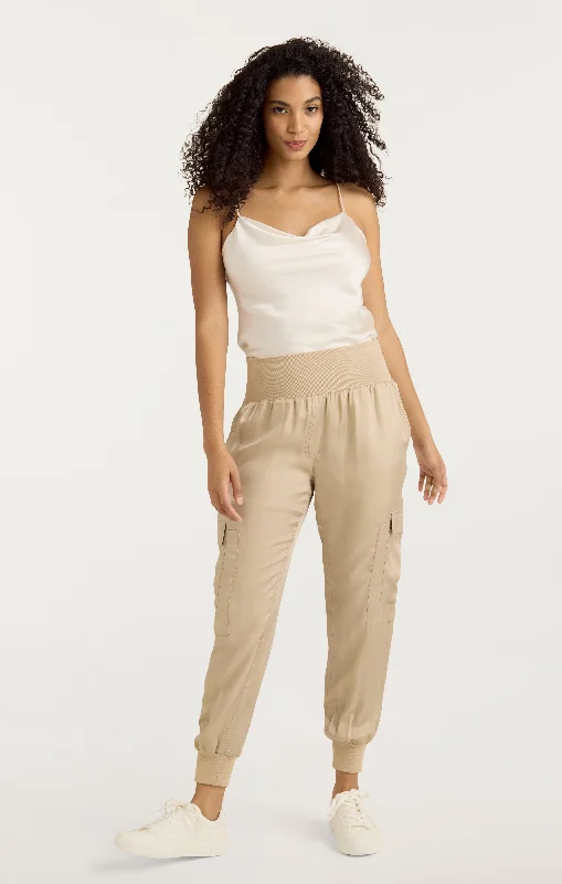 giles-pant-in-khaki