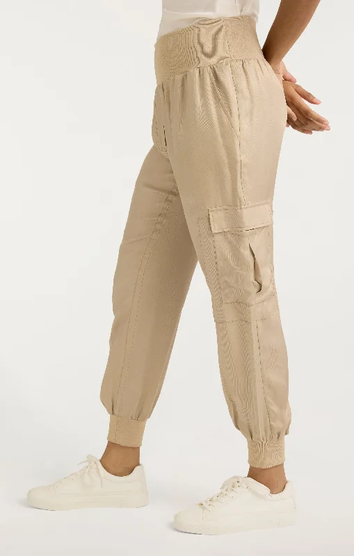 giles-pant-in-khaki