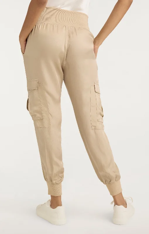 giles-pant-in-khaki