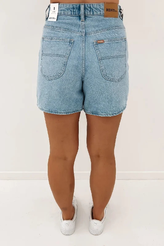 hi-wide-short-ray-of-light-denim-light