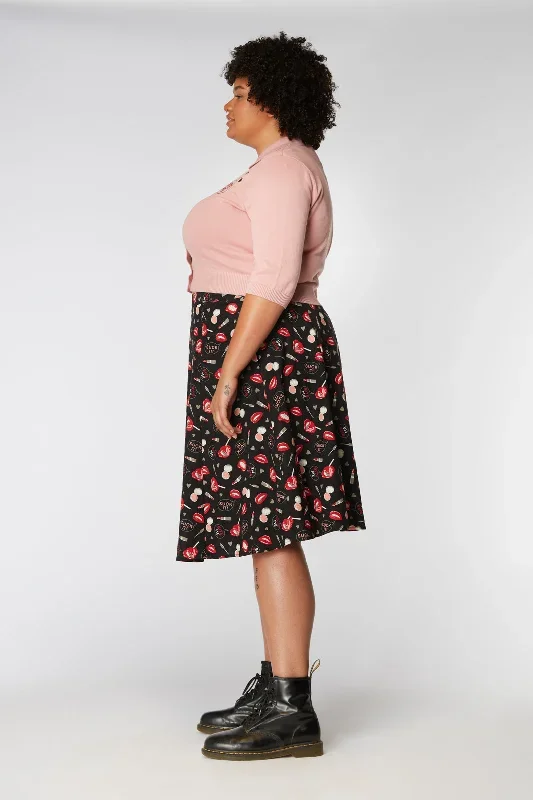 kiss-and-makeup-skirt-curve