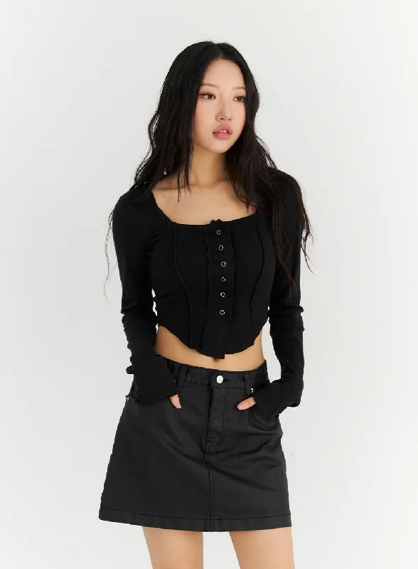 long-sleeve-square-neck-crop-tee-cn303