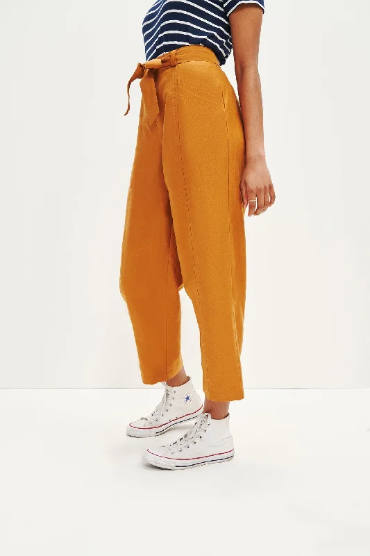 milo-femme-fete-pant-spice