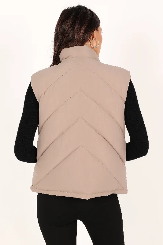 piper-chevron-quilted-puffer-vest-beige