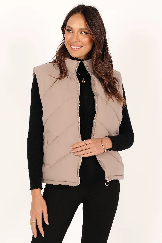 piper-chevron-quilted-puffer-vest-beige