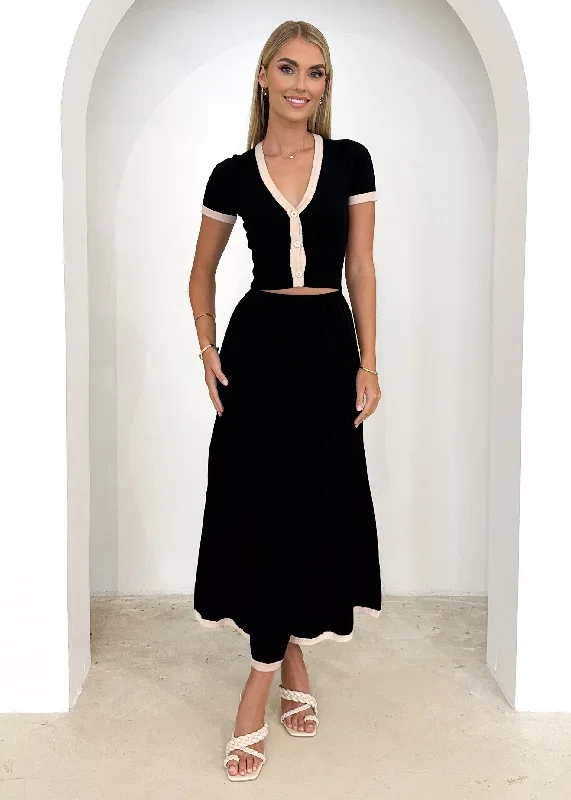 poista-knit-maxi-skirt-black-splice