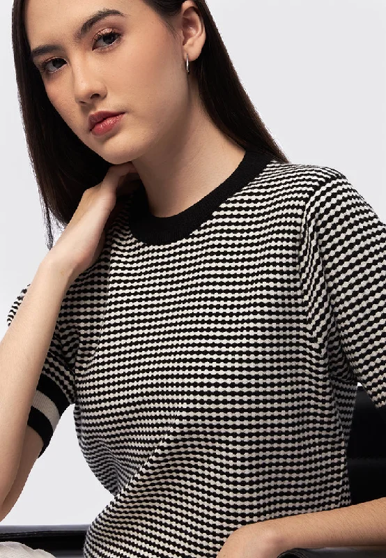 Short Sleeve Printed Knit Top