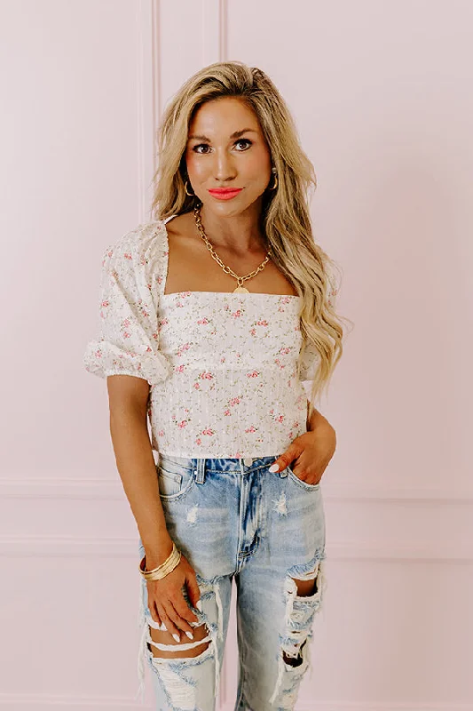 So Appealing Floral Crop Top