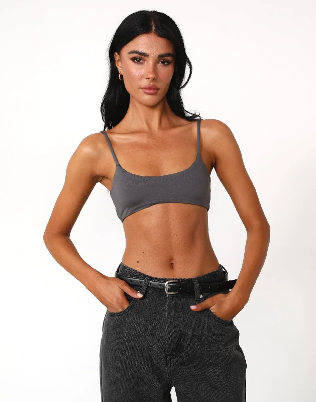 stamina-crop-top-slate