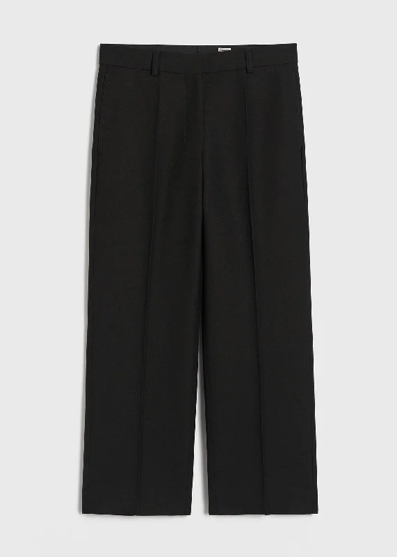 straight-cropped-trousers-black