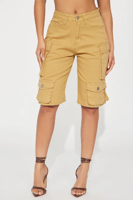 that-one-friend-cargo-bermuda-short-khaki