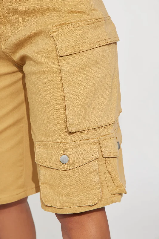 that-one-friend-cargo-bermuda-short-khaki