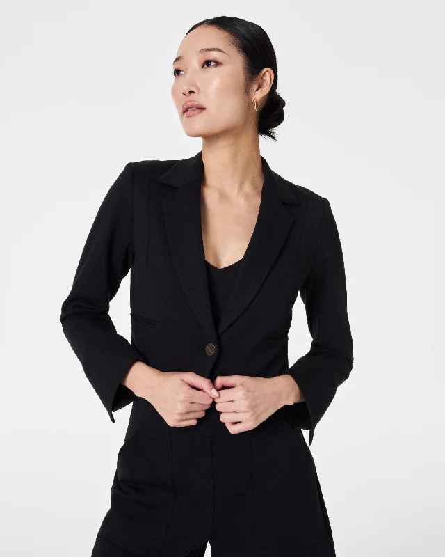 The Perfect Cropped Blazer