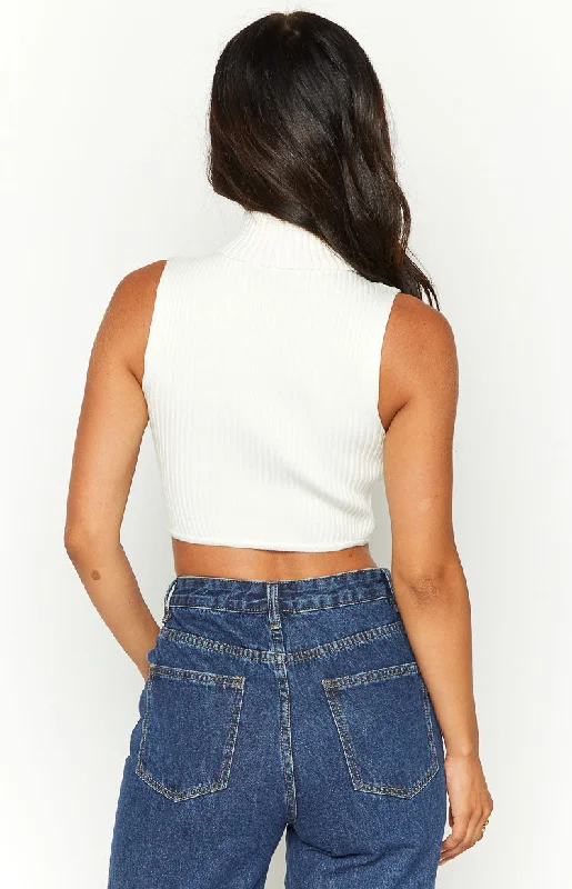 yvette-white-knit-crop-top